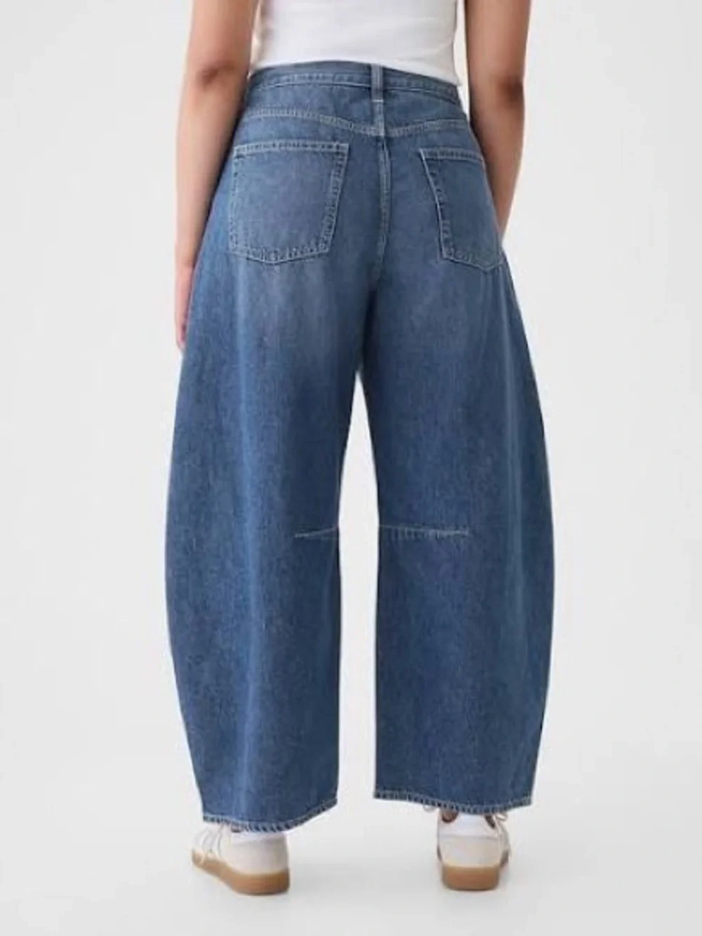 Gap Kids Girls Horseshoe Barrel Leg Blue 100% Cotton Denim Jeans Pockets Size 12